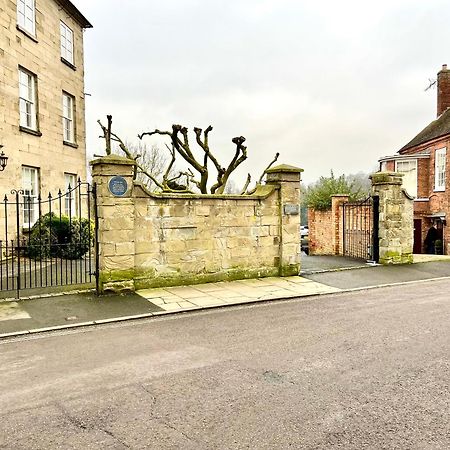 Flower Cottage By Ludlow Castle With Onsite Parking Екстер'єр фото