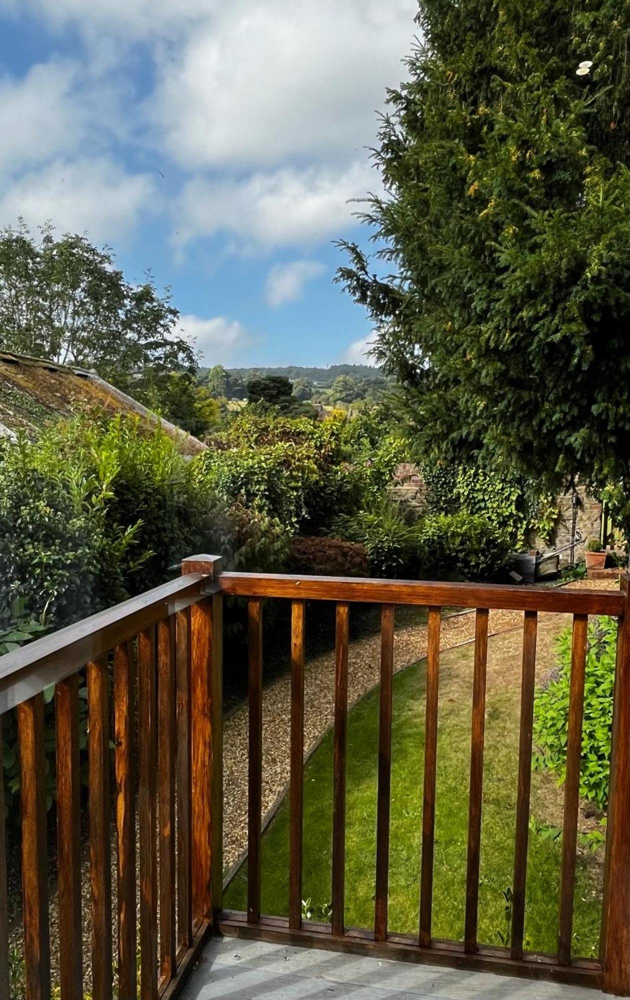 Flower Cottage By Ludlow Castle With Onsite Parking Екстер'єр фото