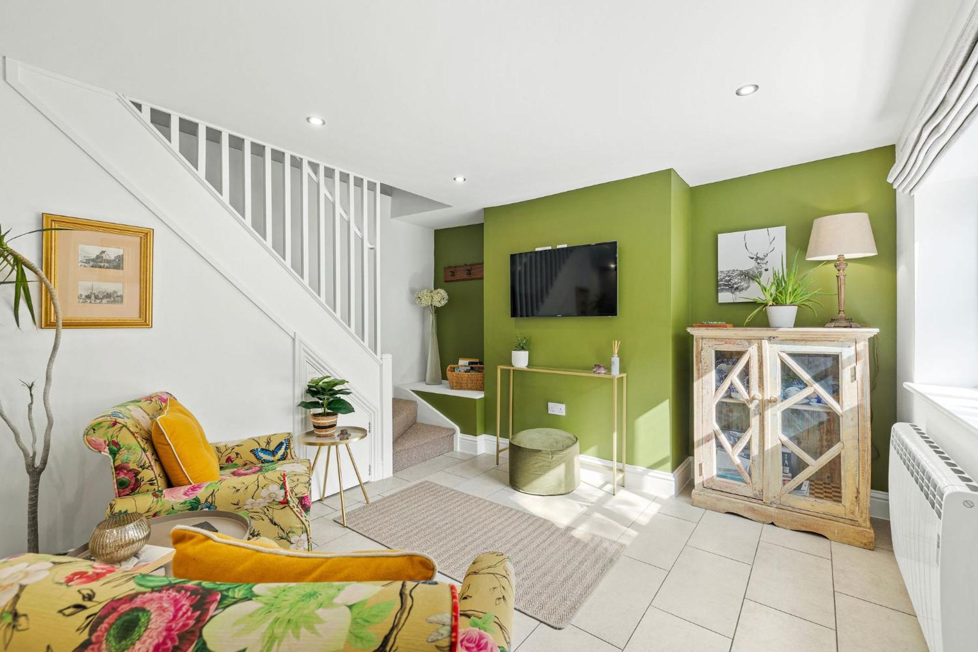 Flower Cottage By Ludlow Castle With Onsite Parking Екстер'єр фото